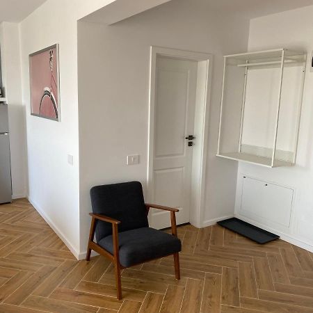 Flamingo Suites Oradea Bagian luar foto