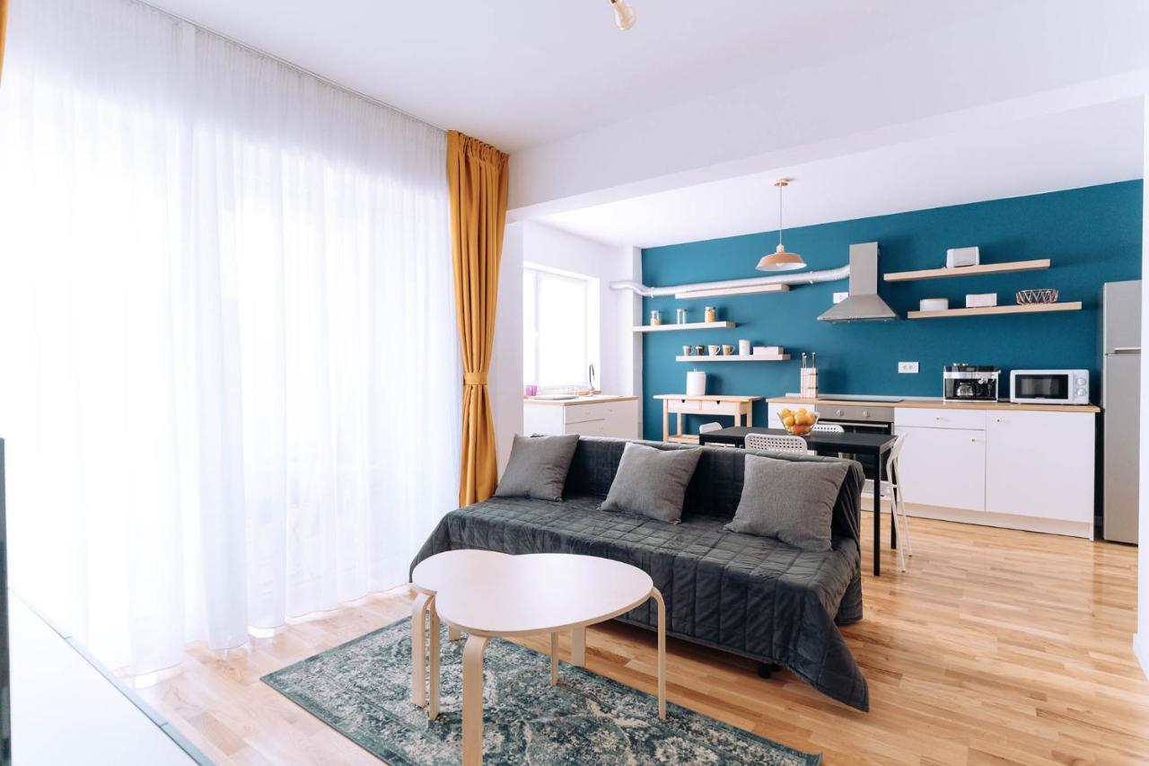 Flamingo Suites Oradea Bagian luar foto